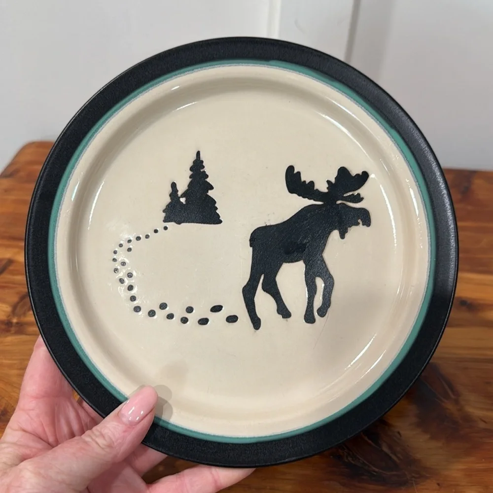 Bass Pro Shops Moose Tracks Tree Salad Side Plates Set of 2